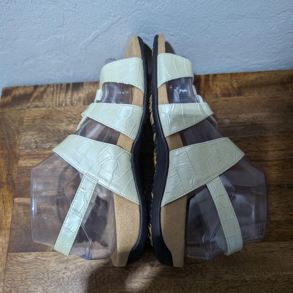 Vionic 342 Paros‎ Women's Sandals Orthopedic Strappy Shoes Ivory Size7